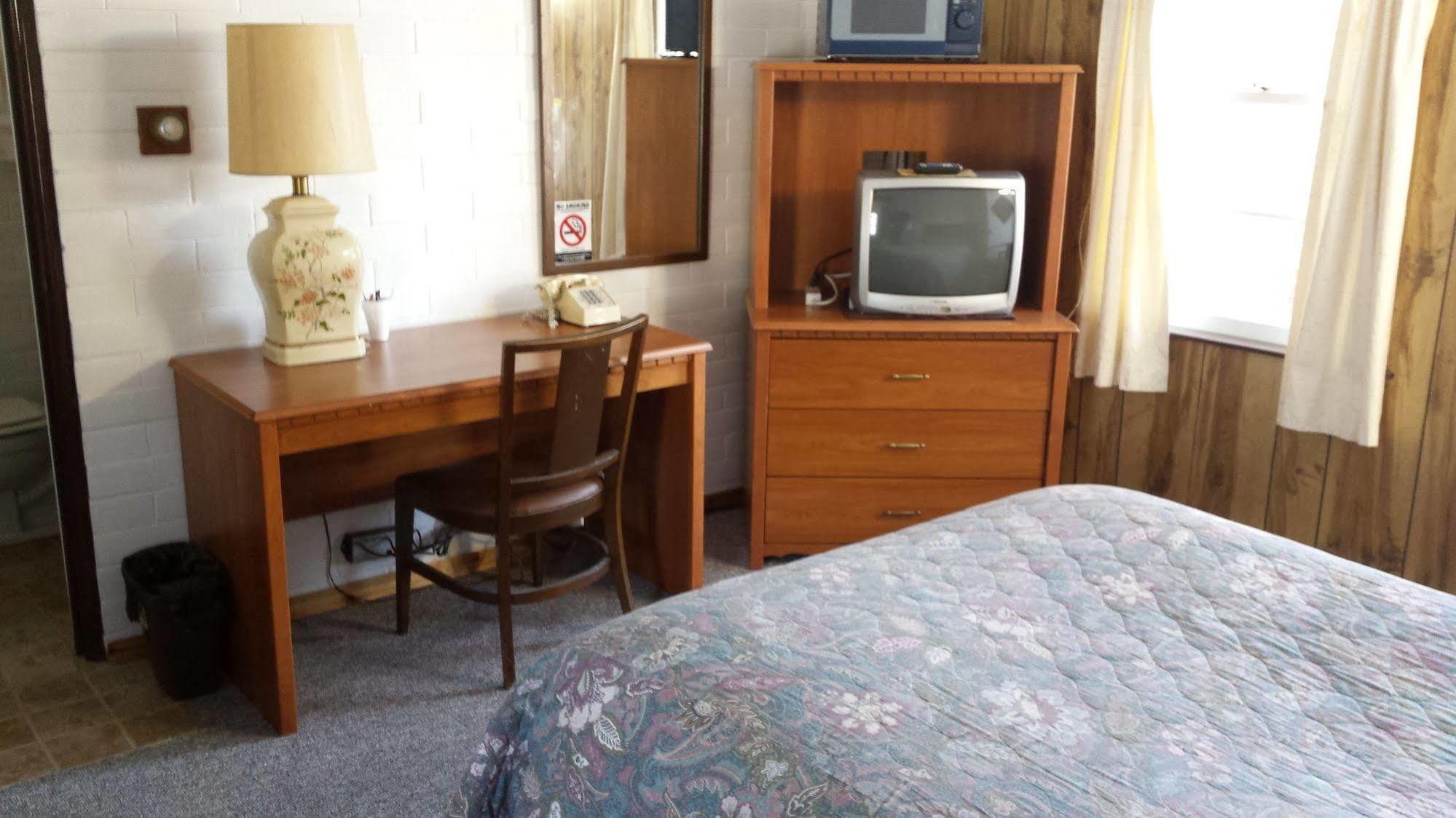 Two Rivers Cool City Motel المظهر الخارجي الصورة